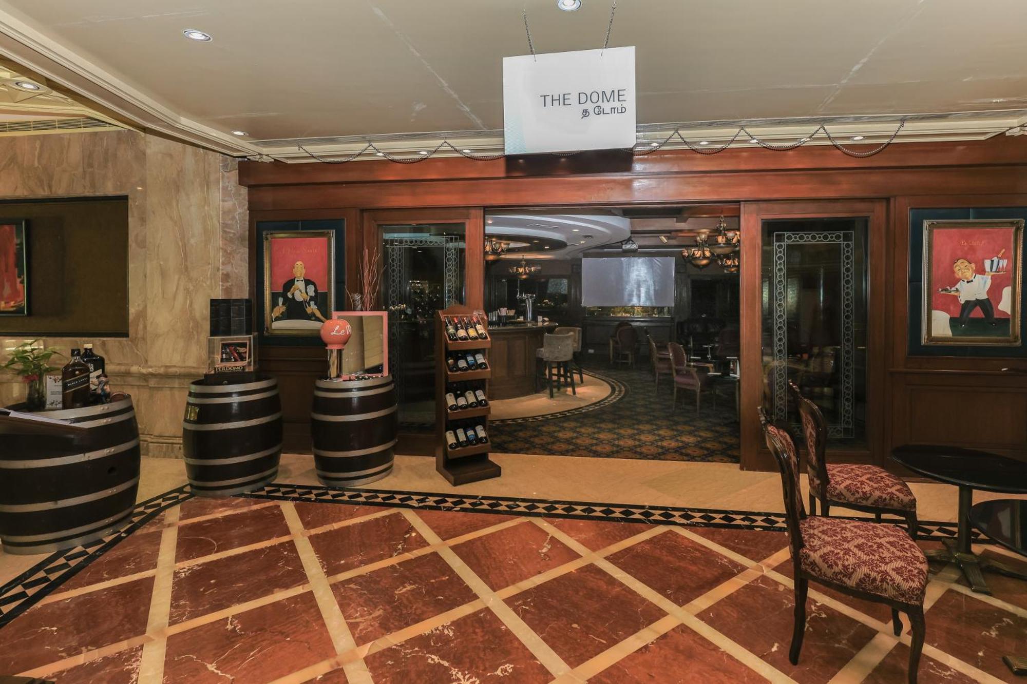 Le Royal Meridien Ченай Екстериор снимка